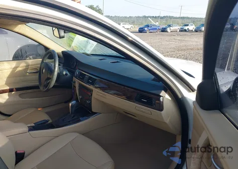 2010 BMW 328 Xi из США, поврежденный, VIN WBAPK7C55AA46155